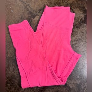 Lululemon Leggings 25” with pockets